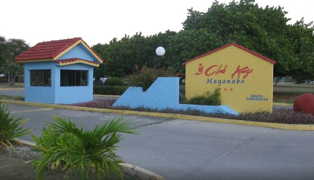 Club Amigo Mayanabo Hotel Playa Santa Lucia Exterior photo